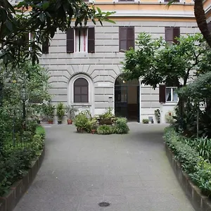 Sergio House Отель типа 