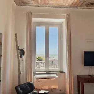 Apartment The Sunshine Loft Livorno